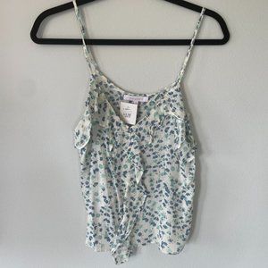 Delicate ruffle floral top